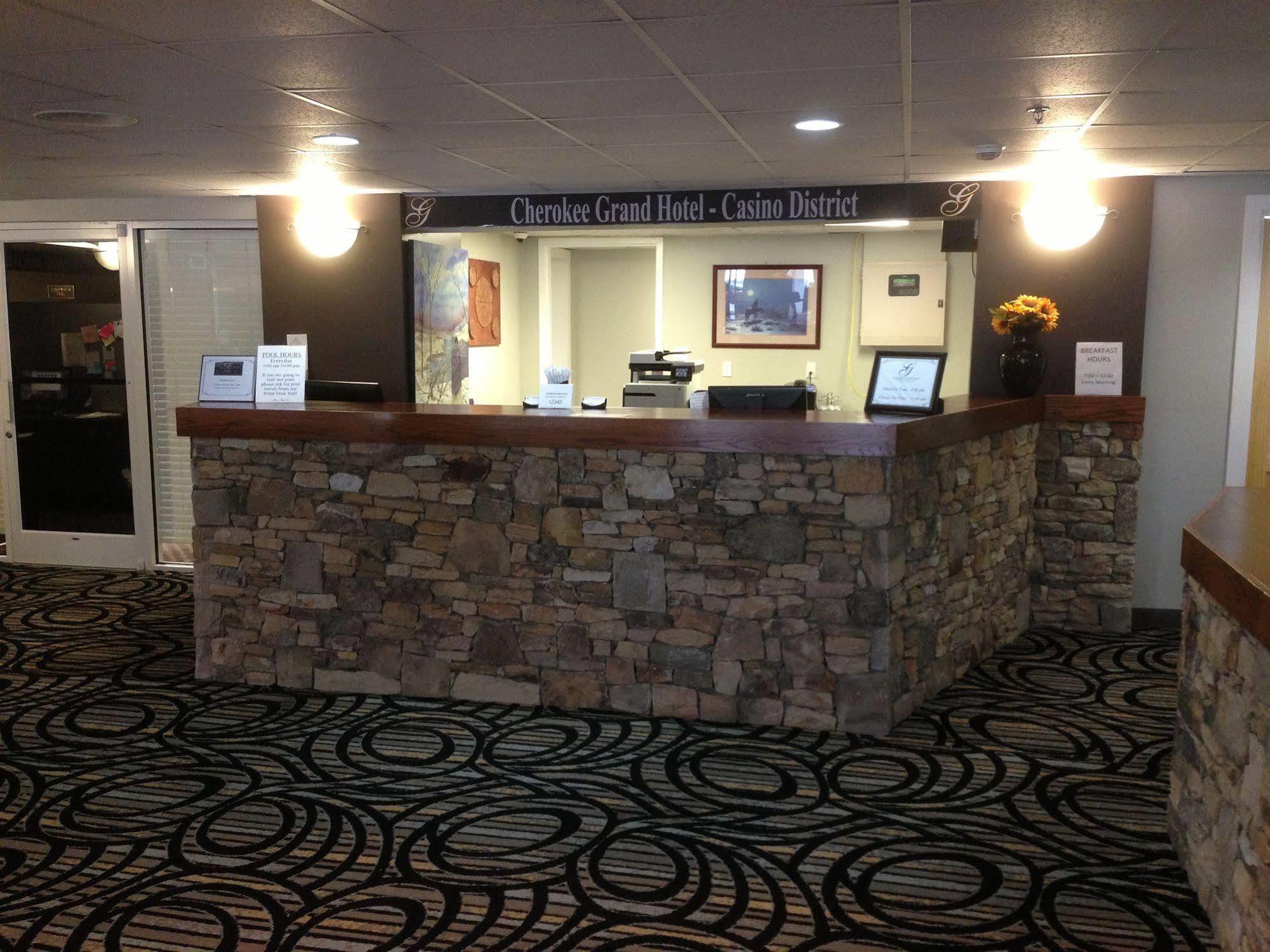 Cherokee Grand Hotel Esterno foto
